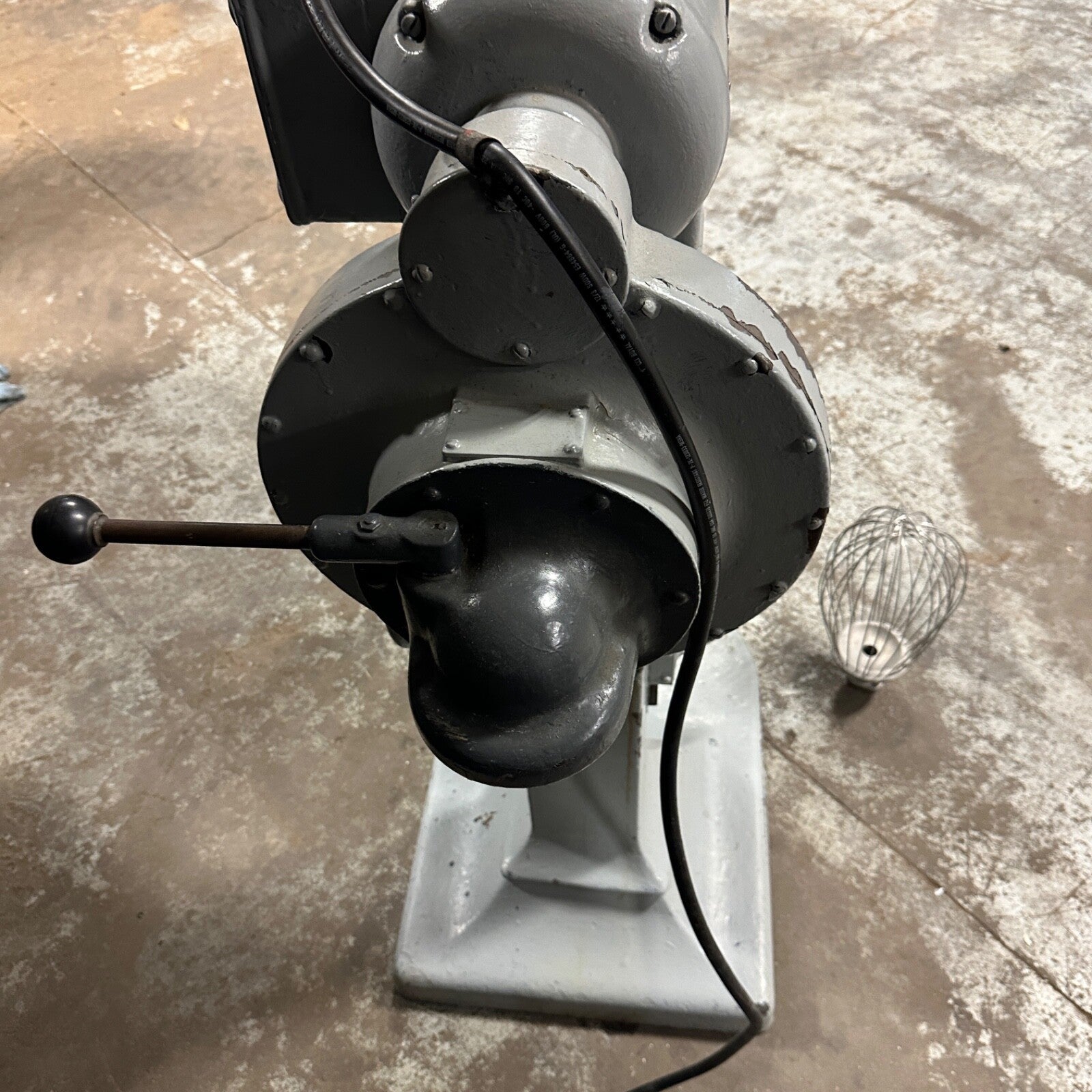 Vintage Hobart Mixer 60 Qt S-601 | WORKING | S601 w/ Bowl + Adapter Whisk Paddle