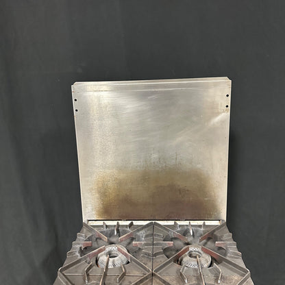 Vulcan 24" 4 Gas Burners & Oven - Natural Gas - 24L Small Commercial Kitchen