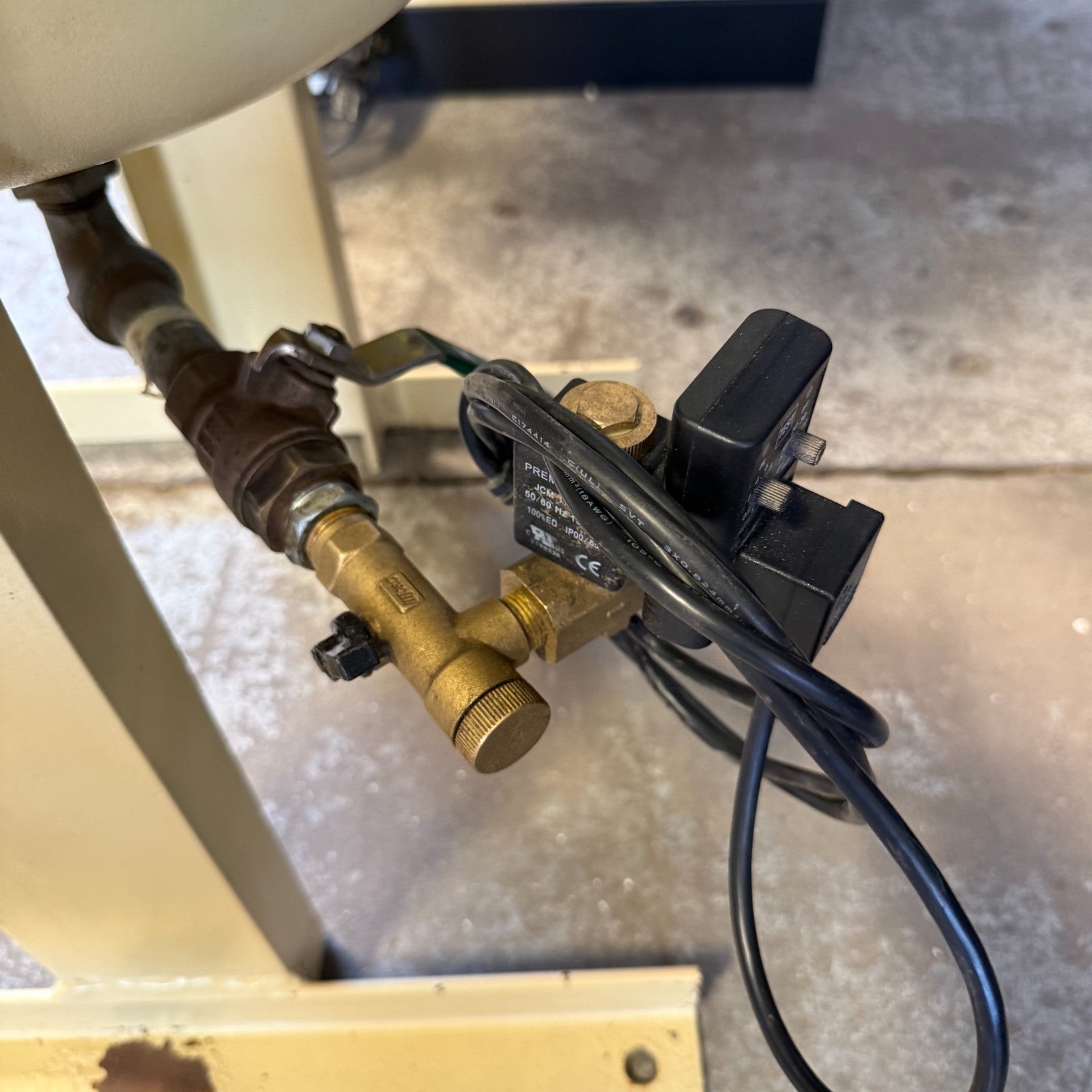 Ingersoll Rand TMS 0140 Thermal Mass Cycling Refrigerated Air Dryer 140 SCFM11