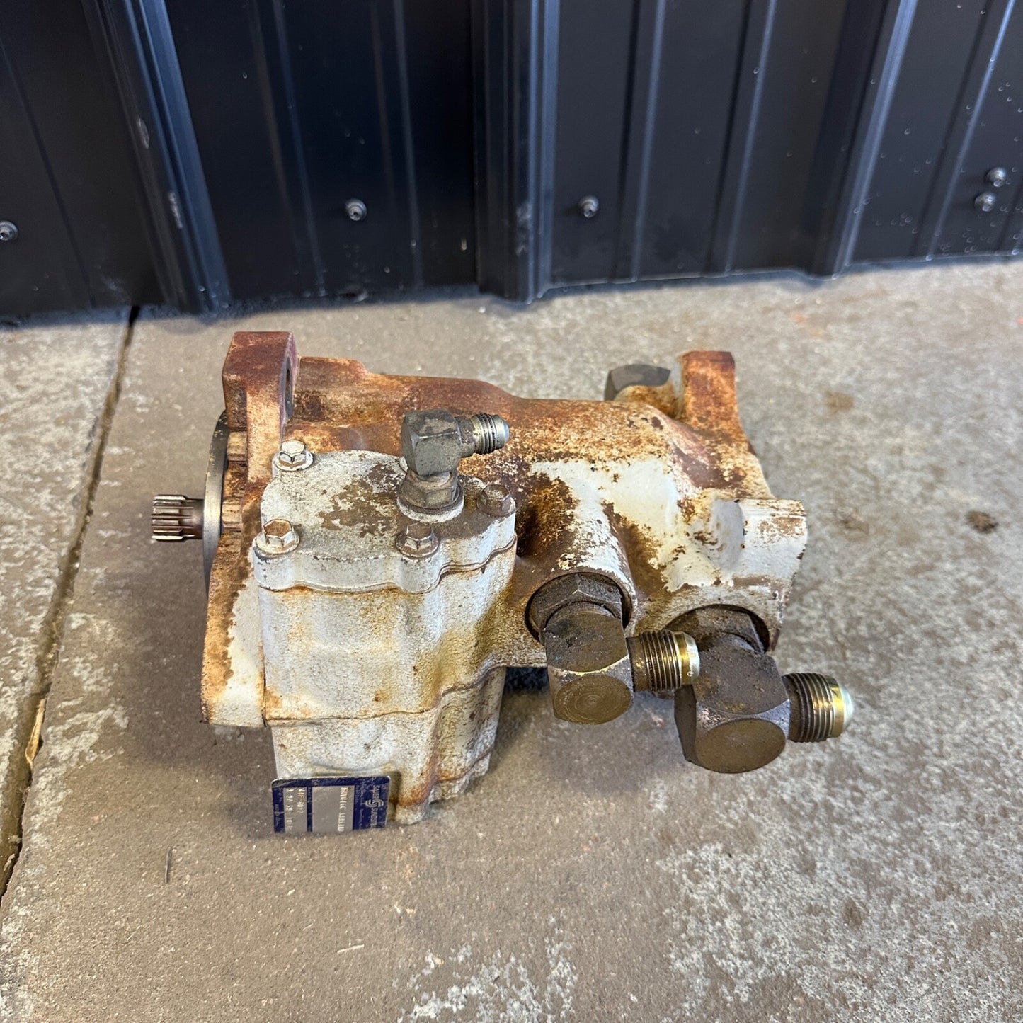 Hydraulic Drive Motor - Genie S60 - M464012 | MMV-046c Danfoss Sauer M46