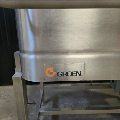 Groen NFPC-4 Electric Skillet Braising Pan 40 Gallon 208V, 3 Phase w/ Power Tilt1